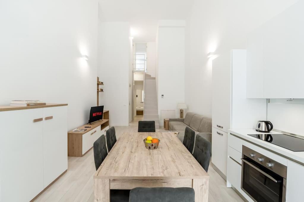 Free Parking - 1 Min Metro To Duomo - Loft Moderno