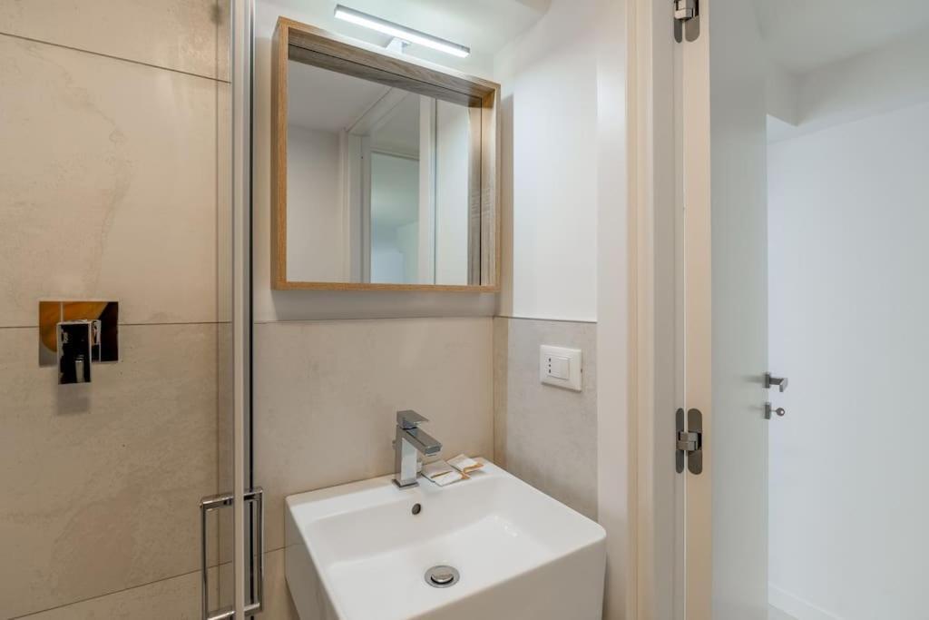 Appartement Free Parking - 1 Min Metro To Duomo - Loft Moderno Milan
