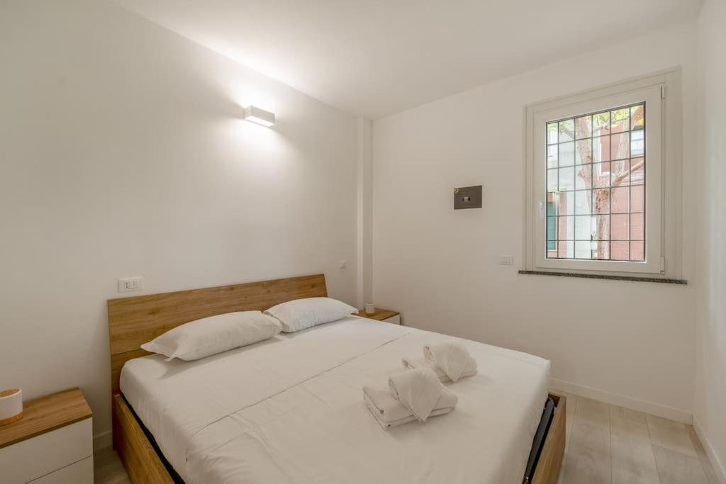 Free Parking - 1 Min Metro To Duomo - Loft Moderno * Milan