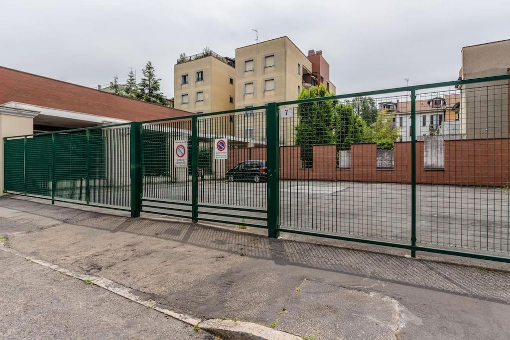 Free Parking - 1 Min Metro To Duomo - Loft Moderno